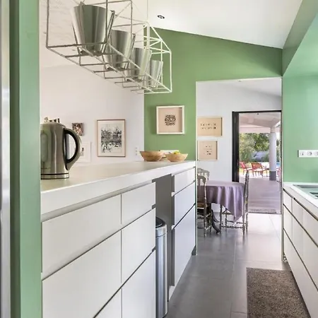 Next To The Village Square And A Short Walk To The Shops And Cafes Grosseto-Prugna